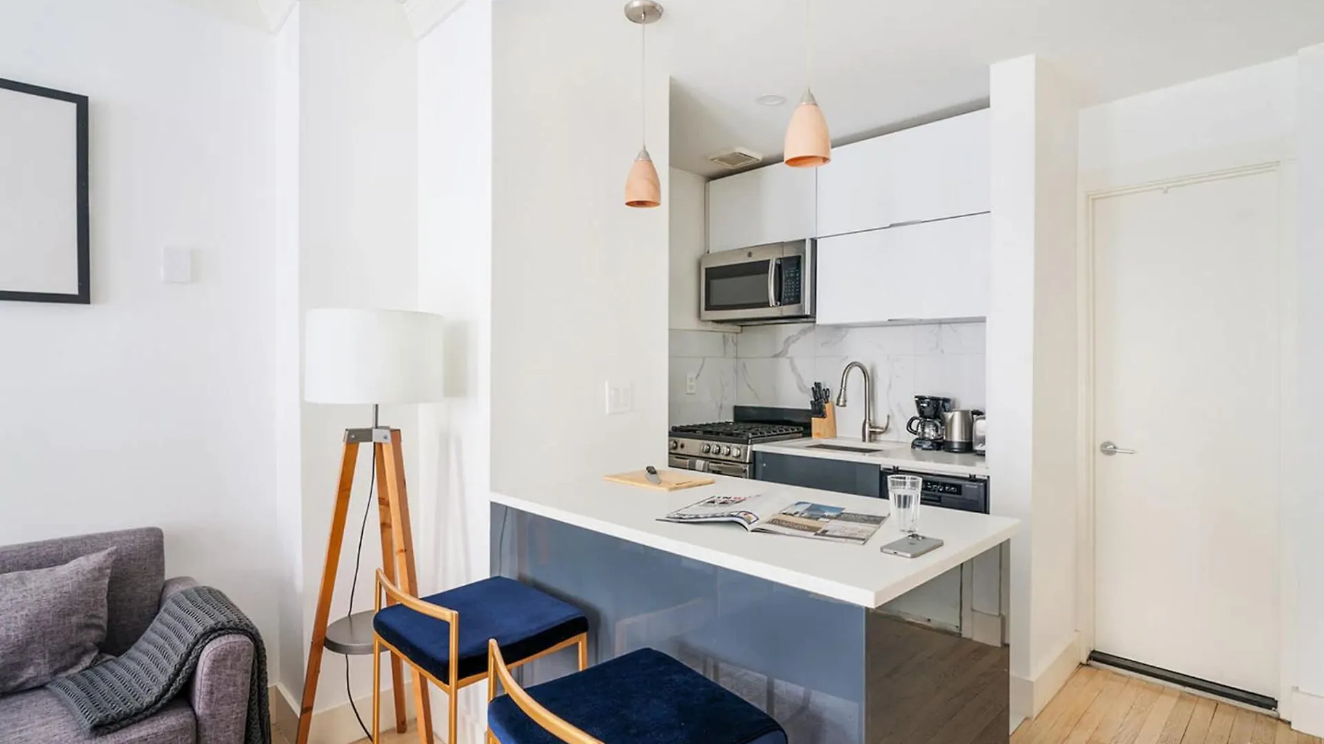 Apartment 1597-2 Luxury Upper East Side Studio W&D New York