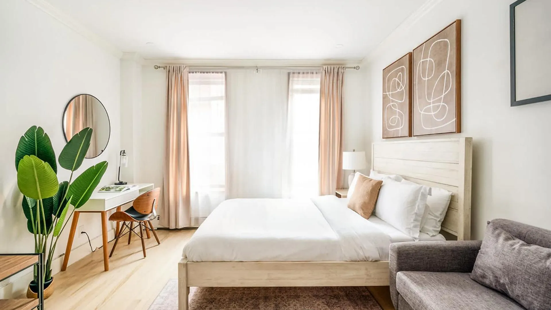 1597-2 Luxury Upper East Side Studio W&D New York Apartment