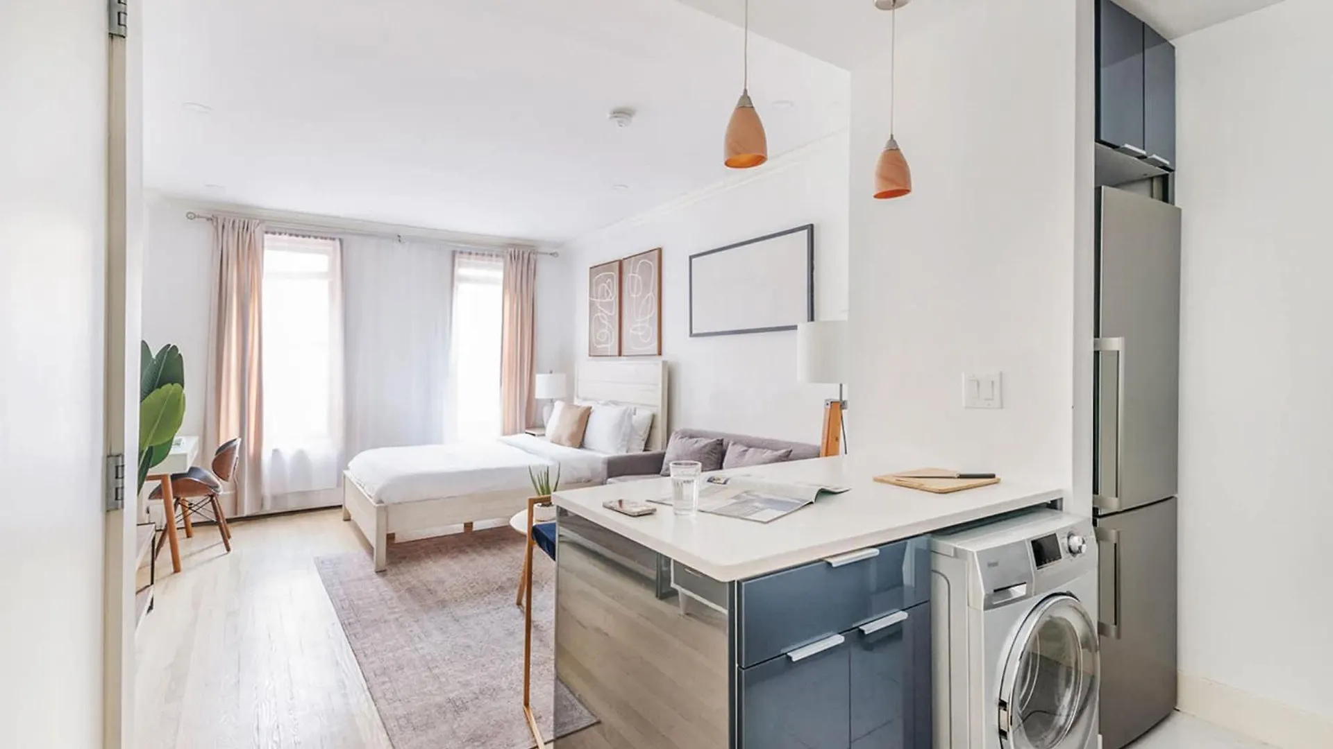1597-2 Luxury Upper East Side Studio W&D New York